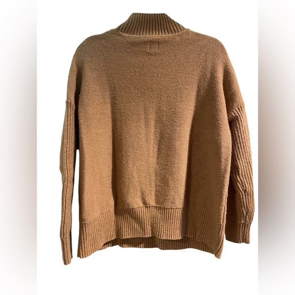 GAP Brown Mockneck Knit Sweater Size Small - Picture 3 of 4